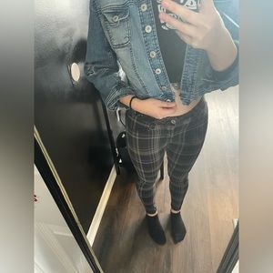 Cropped denim jacket